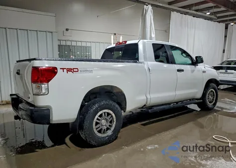 2013 Toyota Tundra Double Cab Sr5 из США, поврежденный, VIN 5TFUW5F15DX319310